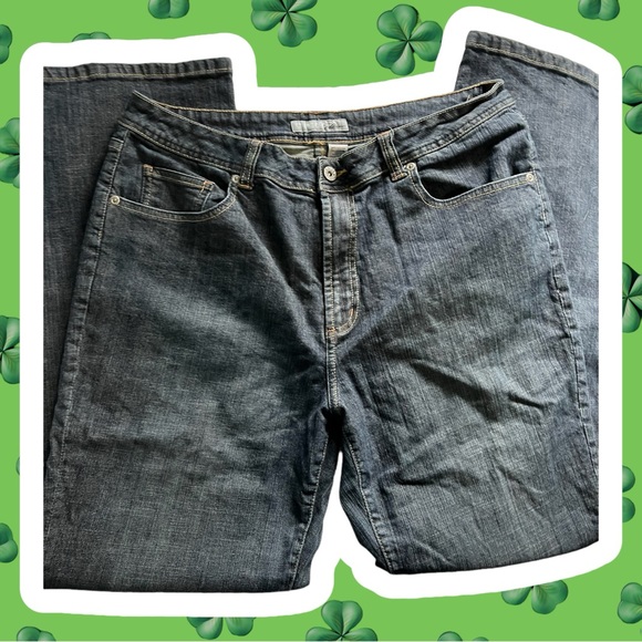 Chico’s Jeans size 2.5 (size 14) - Picture 4 of 5